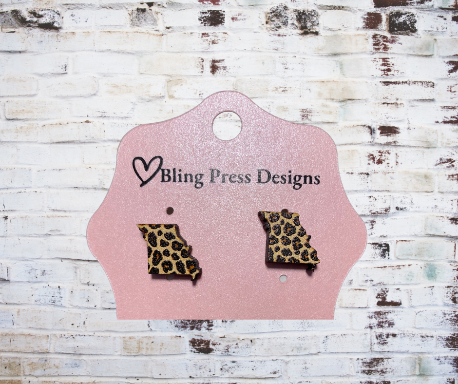 Missouri-shaped wood stud earrings, crafted from lightweight natural wood with a laser-cut design and hand painted with leopard print pattern.